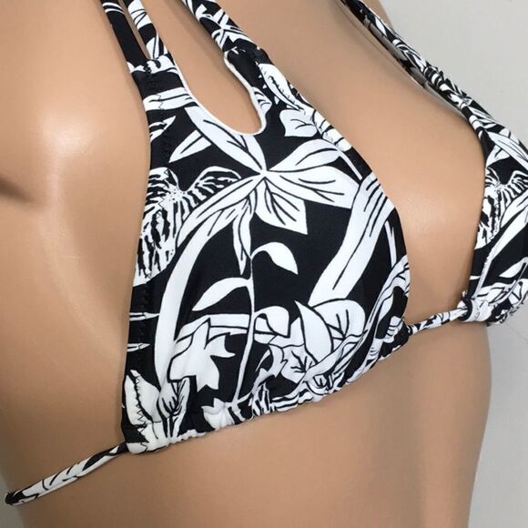 New. Volcom black and white floral bikini top. - Picture 4 of 8